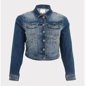 Torrid Crop Denim Jacket - Medium Wash Size 4
